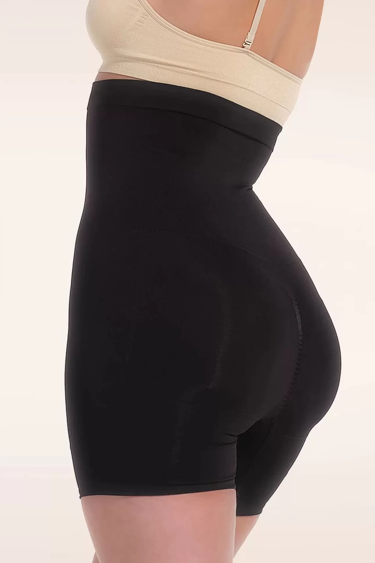 Shapewear | MAGIC Bodyfashion Booty Booster High Short In Zwart