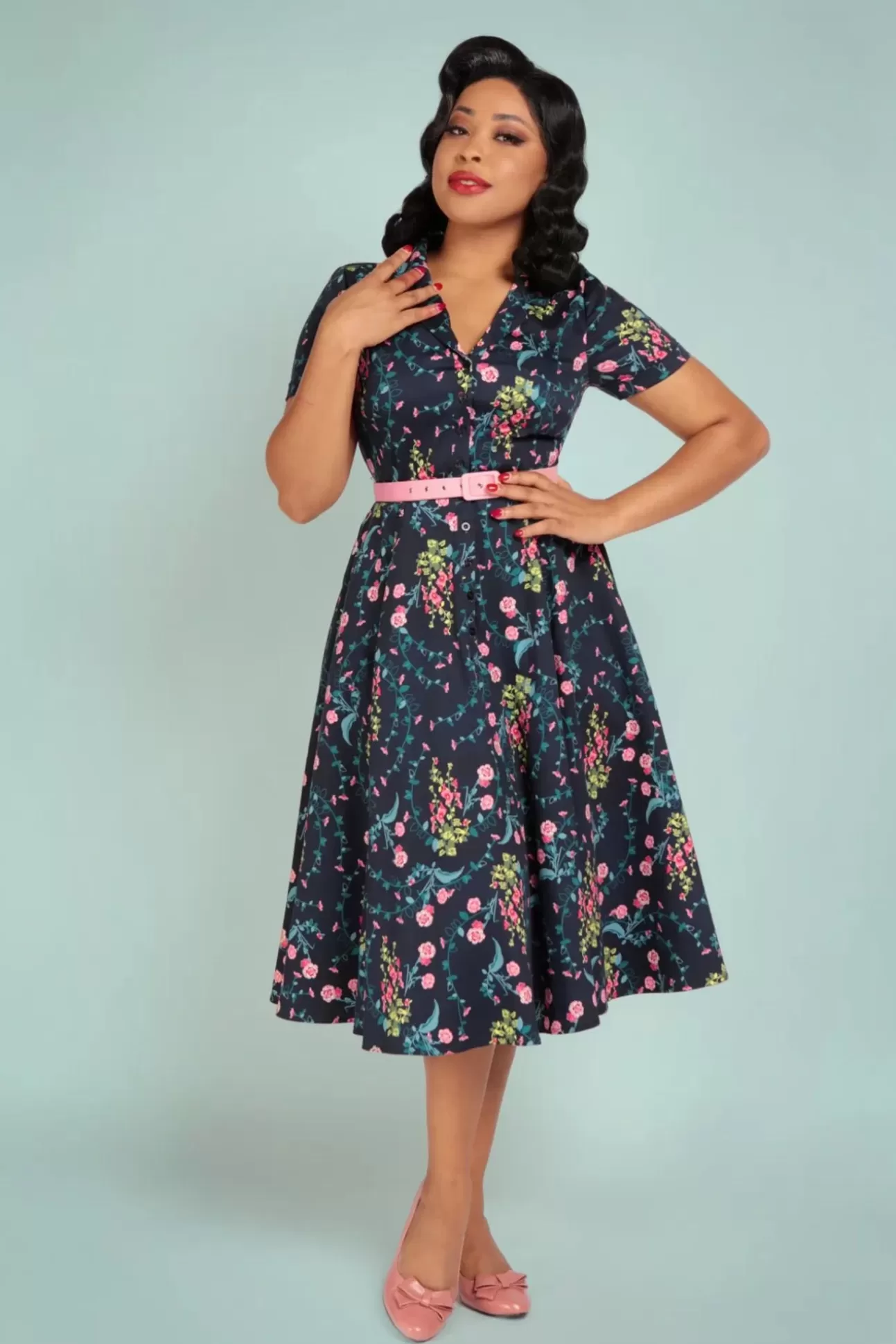 Plus Size Jurken | Collectif Clothing Caterina Hollyhocks Hooray Swing Jurk In Marineblauw