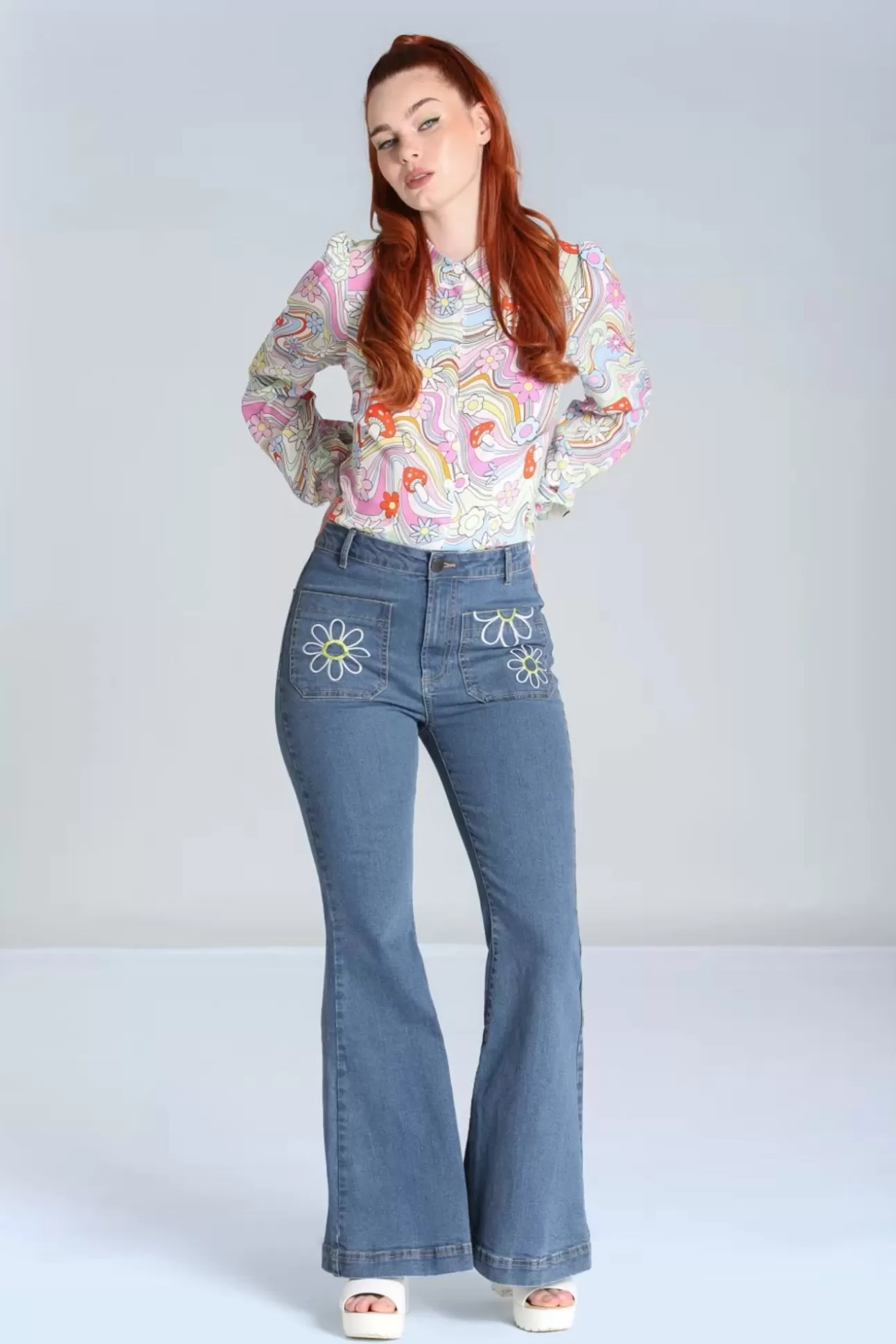 Broeken | Bunny Daisy Flower Power Jeans In Licht Blauw