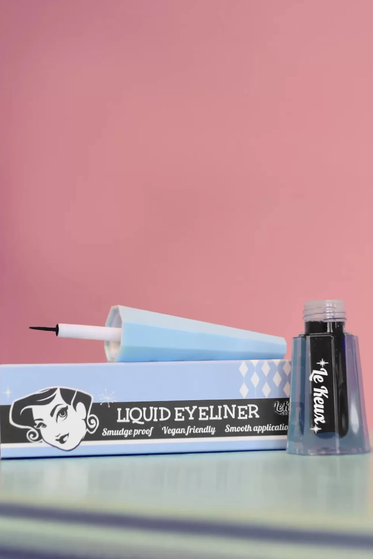 Make-Up | Le Keux Cosmetics Kateye Vloeibare Eyeliner In Zwart