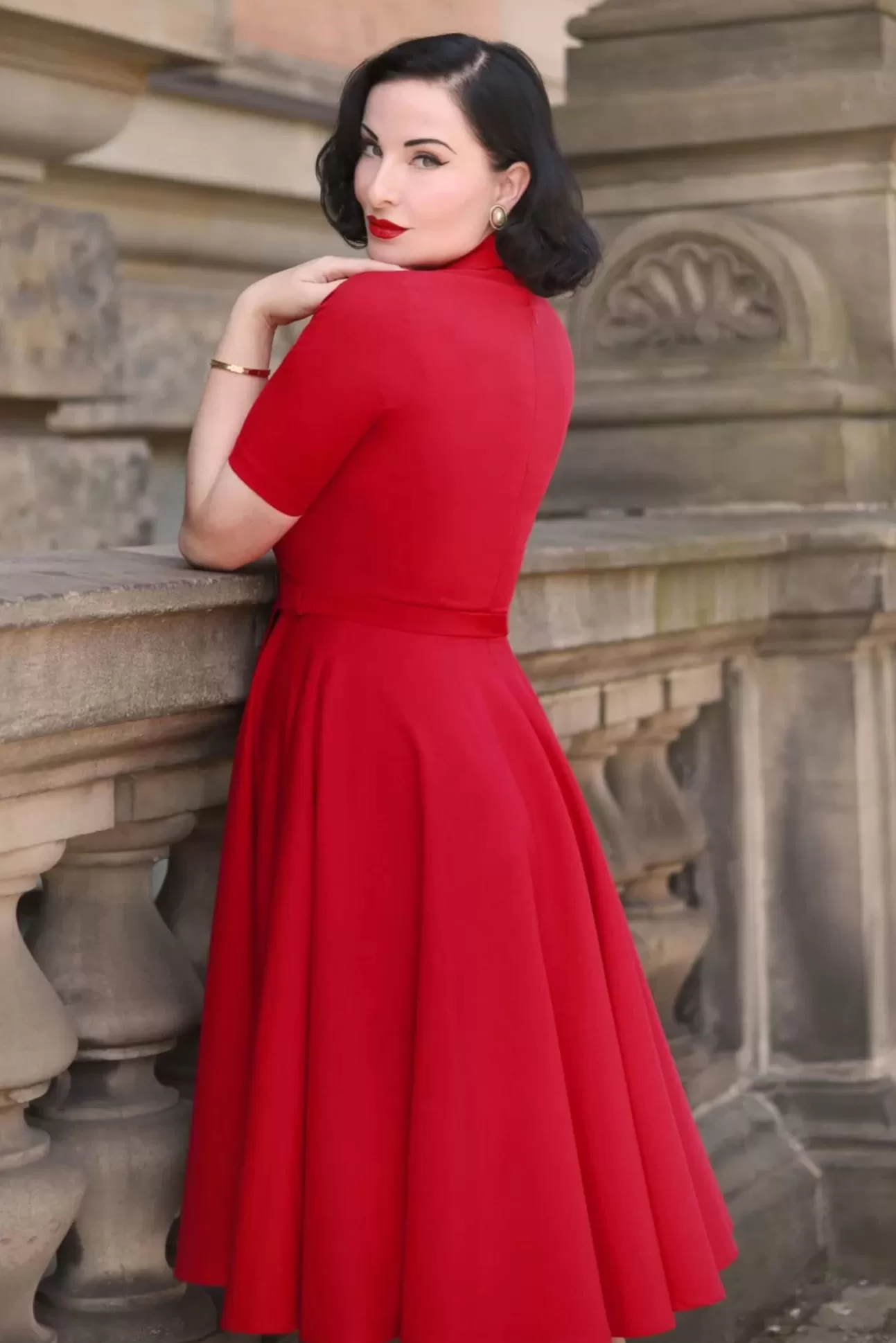 Plus Size Jurken | Vintage Diva Laura Lee Swing Jurk In Rood