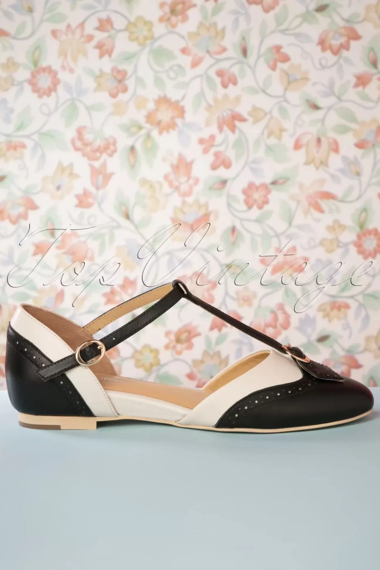 Ballerina'S | Charlie Stone Parisienne T-Strap Flats In Zwart En Creme