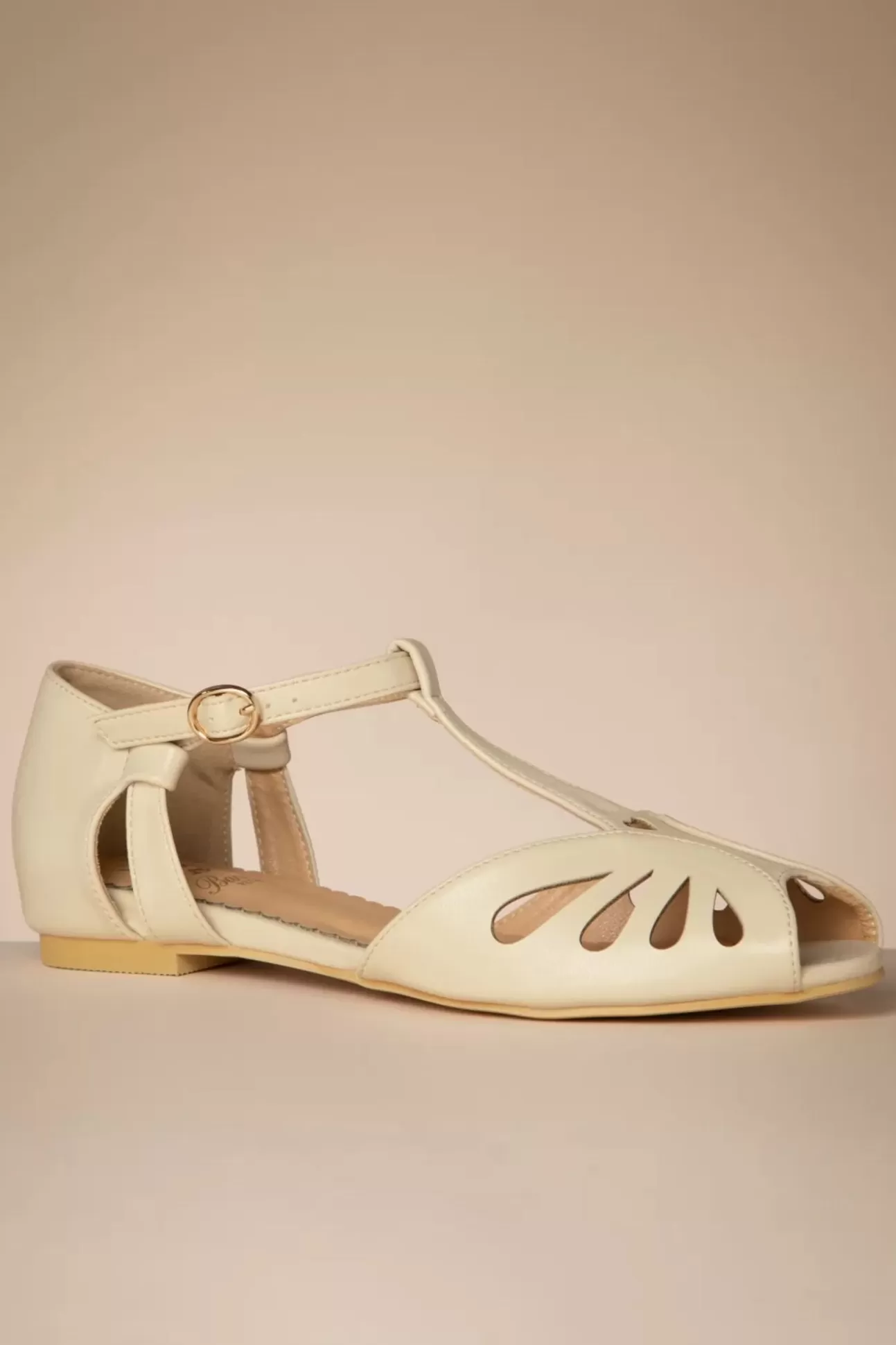 Ballerina'S | Banned Retro Secret Love Flats In Creme