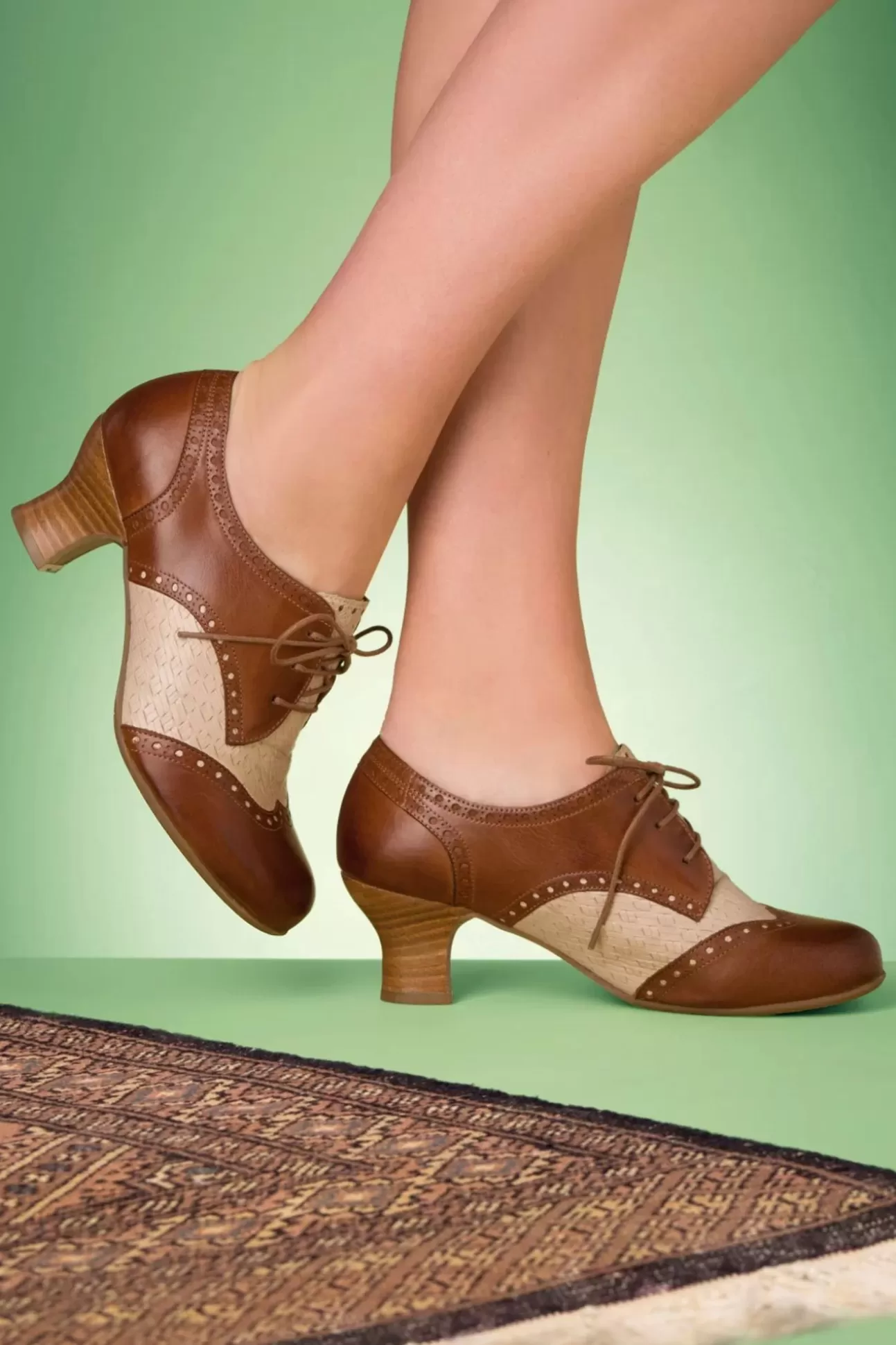 Booties & Laarzen | Miz Mooz Tully Lederen Veterschoentjes In Cognac En Creme