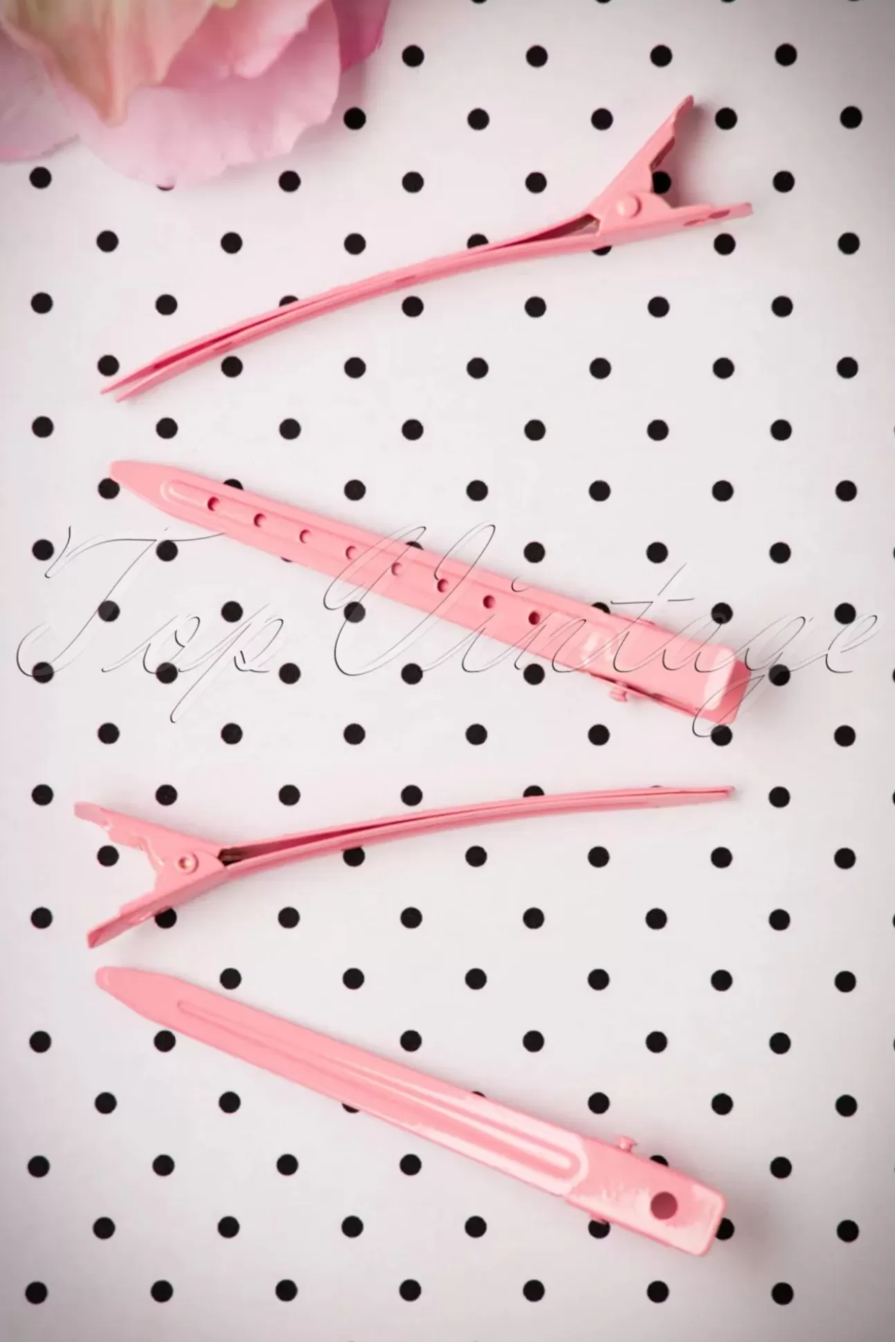 Haarstyling | Lauren Rennells Vintage Haarstyling: Hollywood Duckbill Clipettes In Roze
