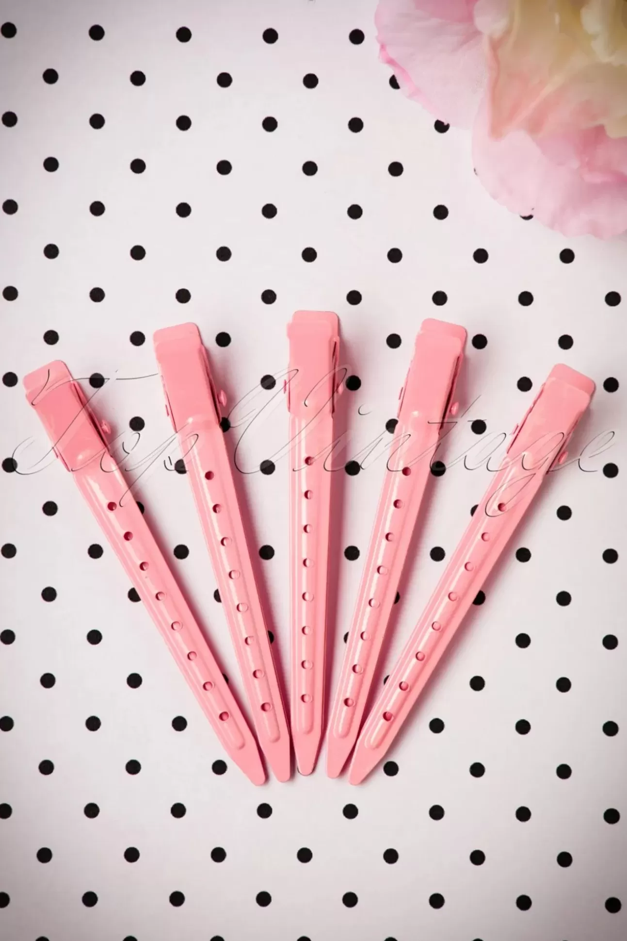 Haarstyling | Lauren Rennells Vintage Haarstyling: Hollywood Duckbill Clipettes In Roze